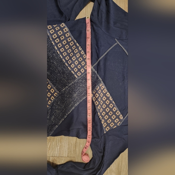 Dress - Picture 5 of 5